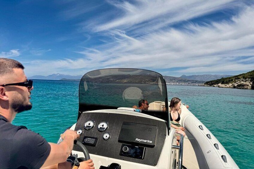 Speedboat Tour Swimming Snorkeling in Pigeon Cave Mirror Beach 2