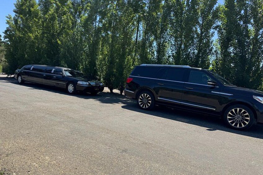 Both Limo services and SUV's 3