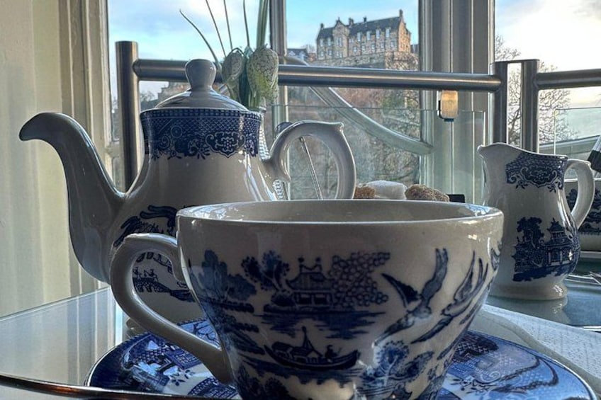 Afternoon Tea with Castle Views in Edinburgh 2