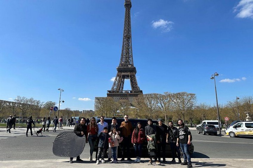 Paris Highlights Private and Customizable Tour 1