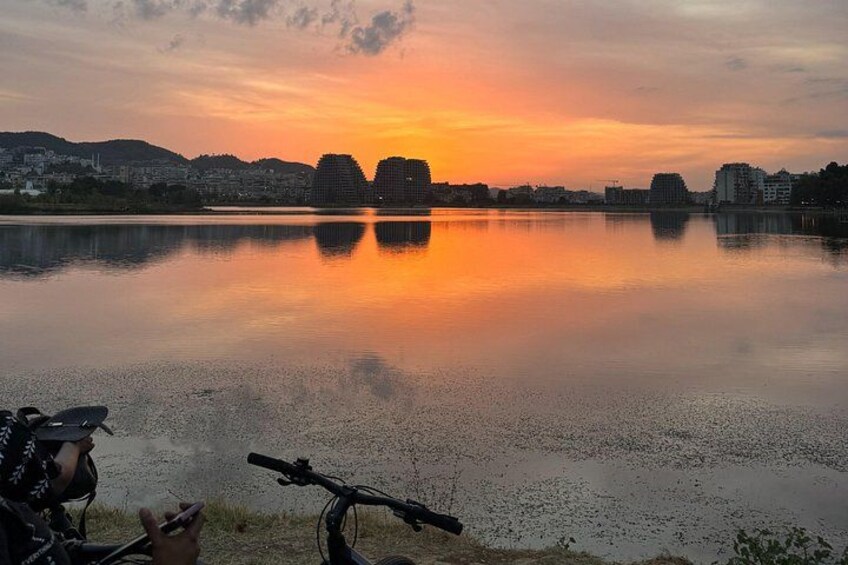 Tirana Sunset Bike Tour Cycle Albania's Capital and Park Visit 5