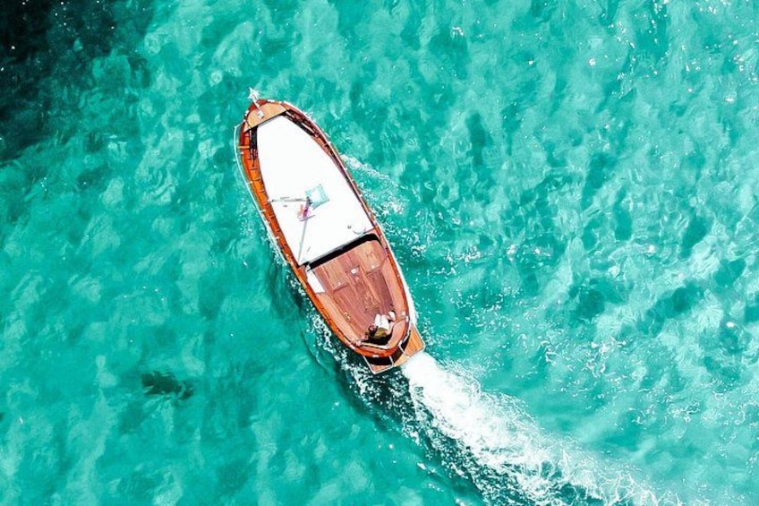 Half Day Boat Tour in Tavolara and Molara 1