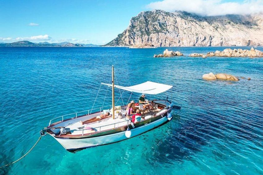 Half Day Boat Tour in Tavolara and Molara 2