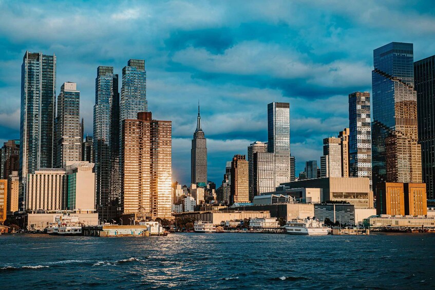 Picture 1 for Activity New York City: Signature Dinner Cruise on the Eternity 3