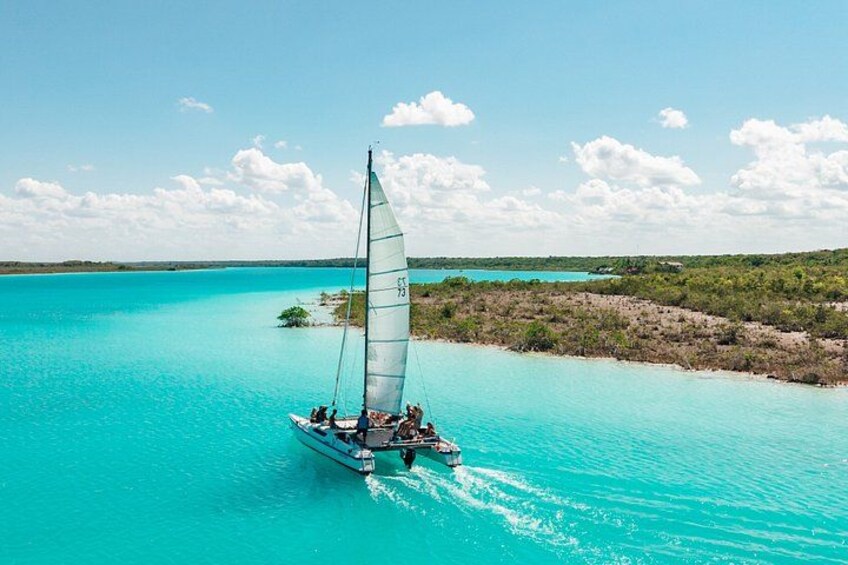 Bacalar Lagoon 3 Hour Catamaran Sailing Tour 1