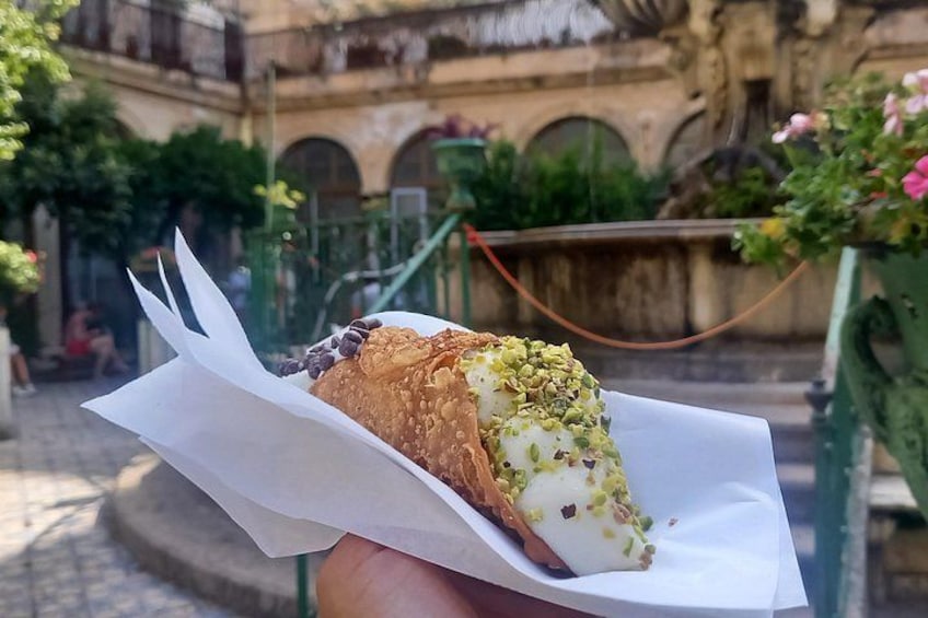 Taormina: Sicilian Street Food & Wine Tour by Do Eat Better 1
