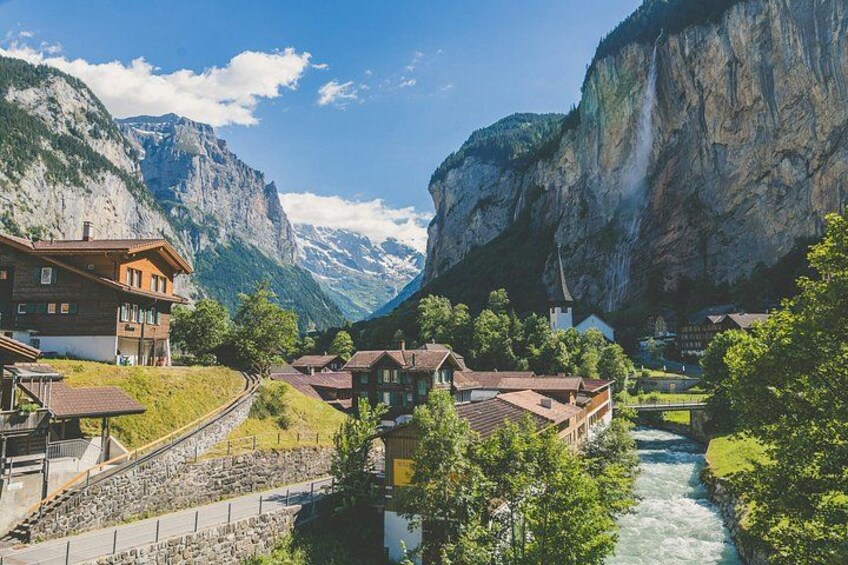 Grindelwald and Lauterbrunnen Valley 10 Hour Trip from Zurich 2