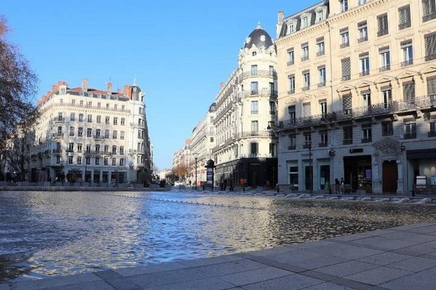 Lyon WWII and Resistance Tour with Audio Guide 3