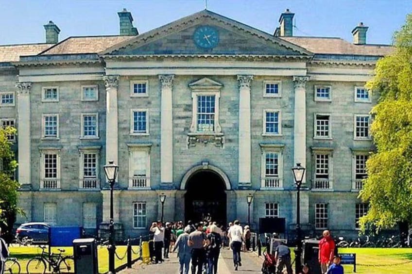 St Patricks Cathedral-Dublin Castle Exterior & Book of Kells Tour 2