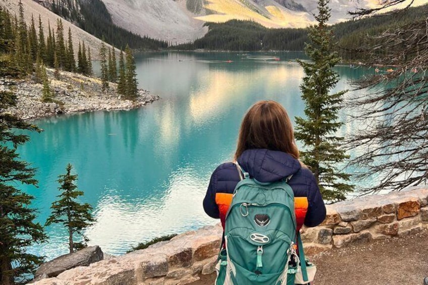 Moraine Lake , louise , Emerald & Johnston Canyon Adventure Tour 3