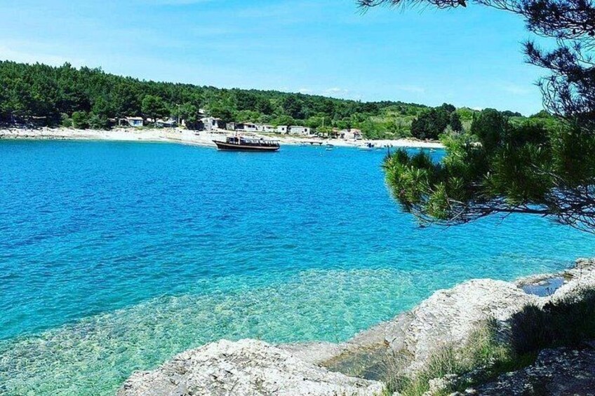 6h ALL-INCLUSIVE Kamenjak Polje Bay Sandra Boattrip from Medulin 2
