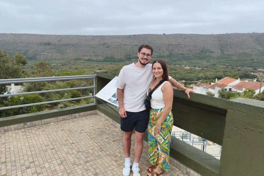 Day trip to Fátima Miradaire Caves Óbidos village and Castle 3