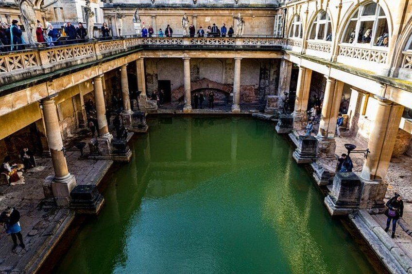 Stonehenge and Bath 10 Hours Day Trip from London 2