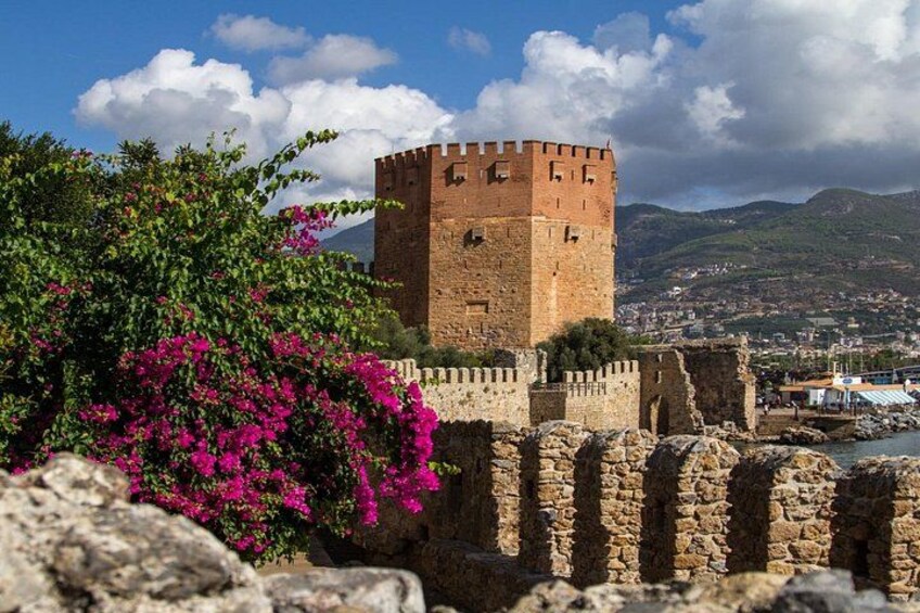 Alanya City Tour: Cable Car, Kleopatra Beach & Sunset Views 2