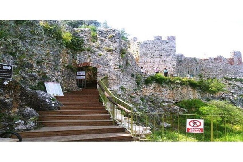 Alanya City Tour: Cable Car, Kleopatra Beach & Sunset Views 3