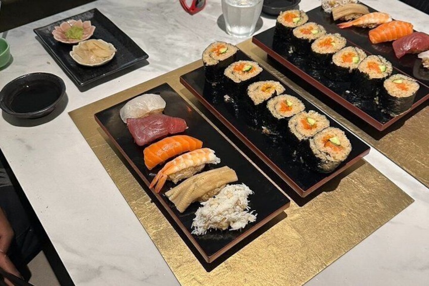 Cherry Blossom &Sushi Making Experience in Shinjuku 5