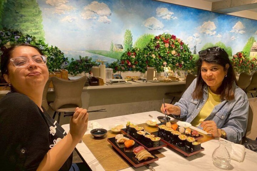 Cherry Blossom &Sushi Making Experience in Shinjuku 2