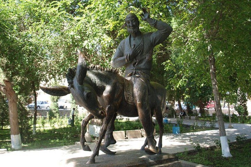 Monument to Hodja Nasreddin 2