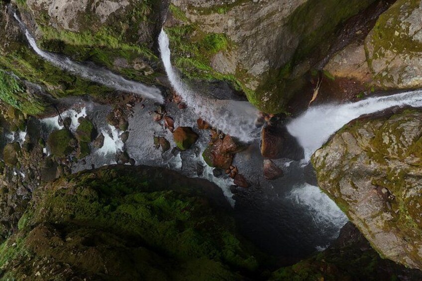 Costa Rica Waterfall Guided Adventure 2