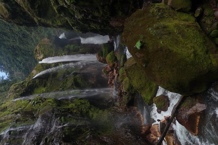 Costa Rica Waterfall Guided Adventure 3