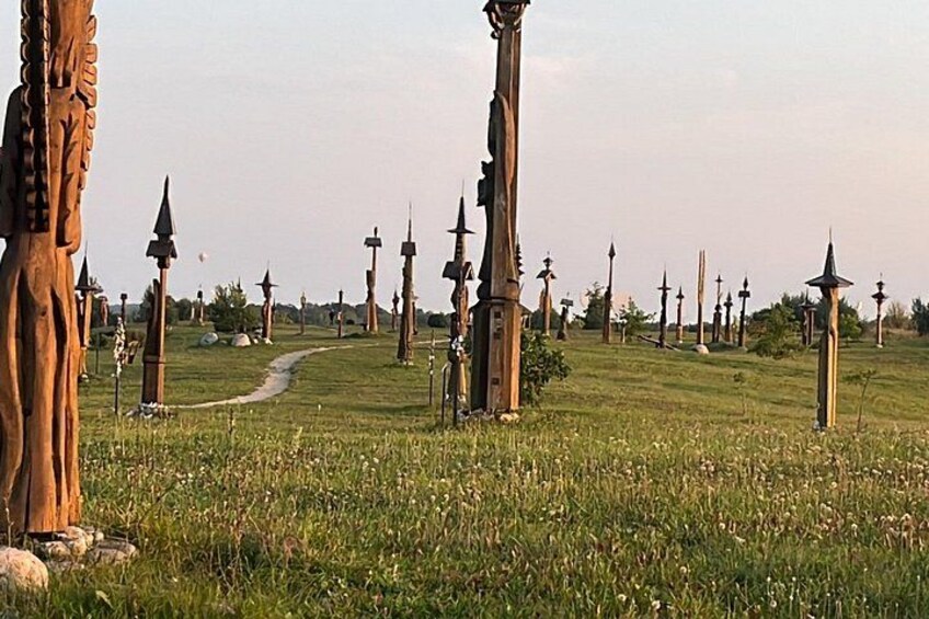 From Vilnius: Hill of Angels, Užutrakis Manor & Trakai Castle 1
