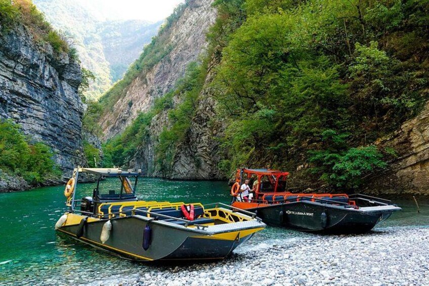 Komani Lake to Shala River Daily Boat Trip 3
