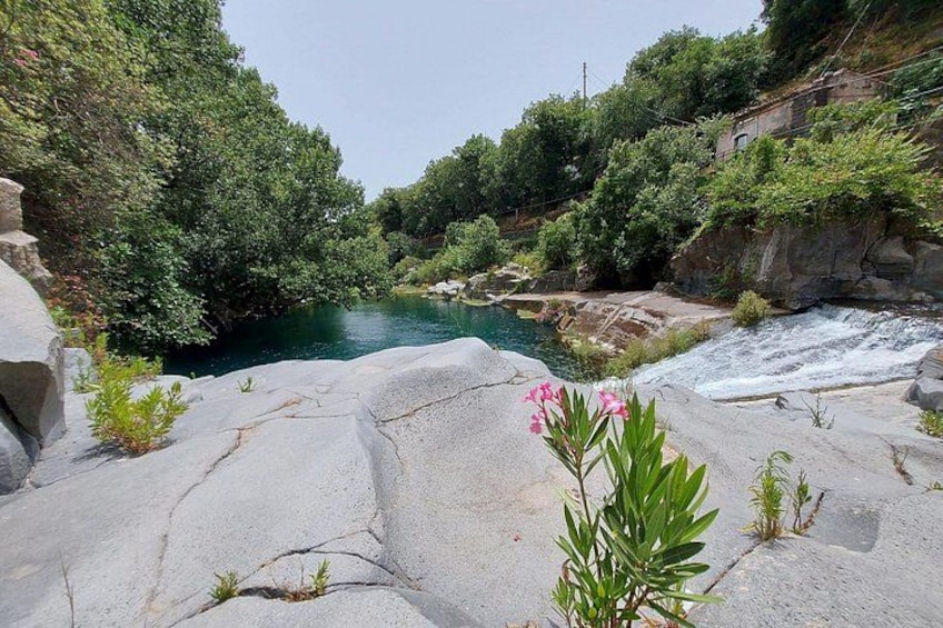 Canyoning in the Alcantara Gorges 4