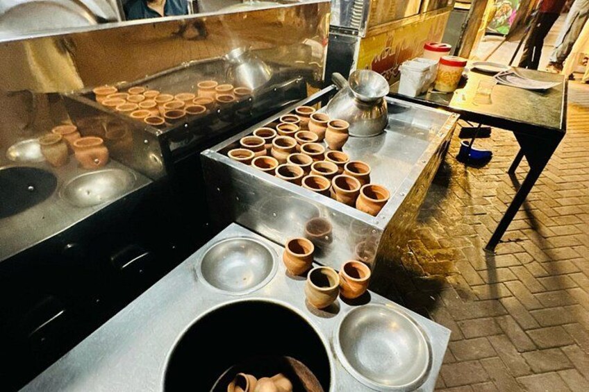Private Lahore Complete Night Food Tour 3