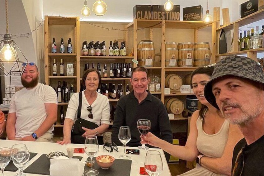 Wine Tasting in Genoa Near the Cruise: “the Best Italian Wine” 2