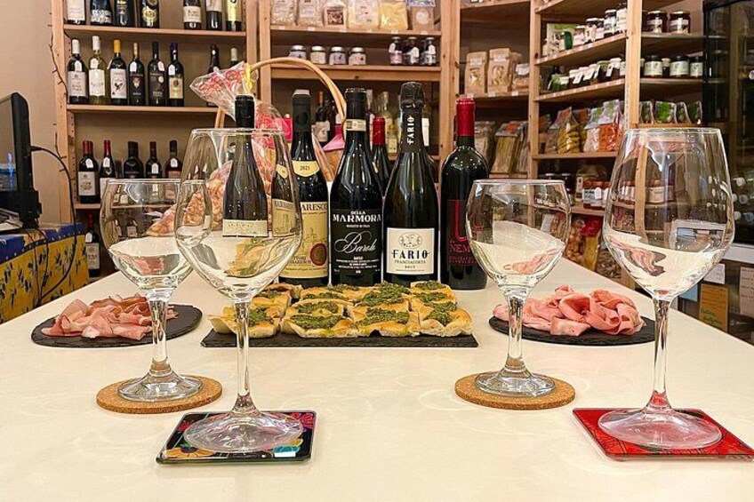 Wine Tasting in Genoa Near the Cruise: “the Best Italian Wine” 1