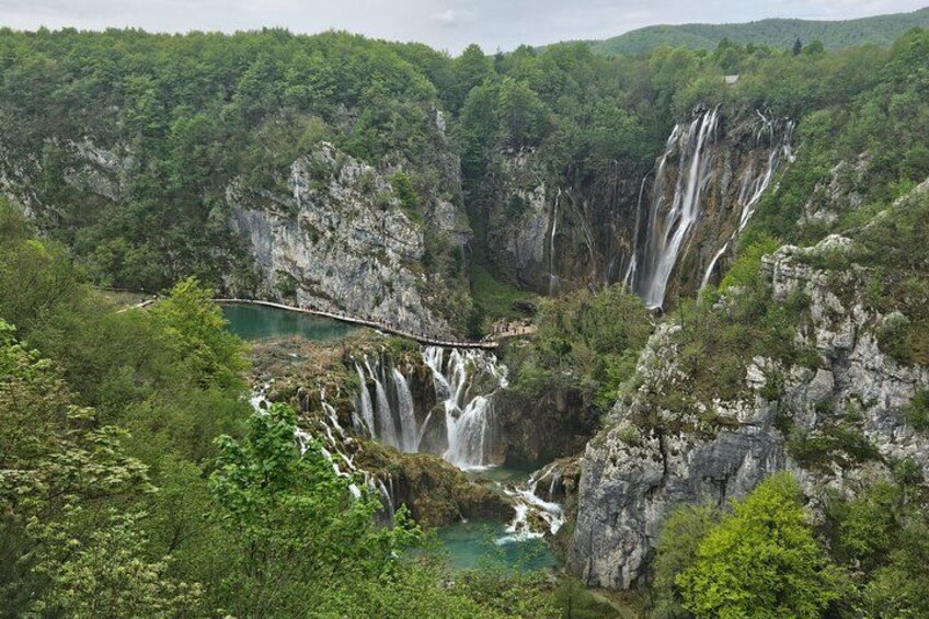 Plitvice Lakes Group Walking Tour with Local Guide 2