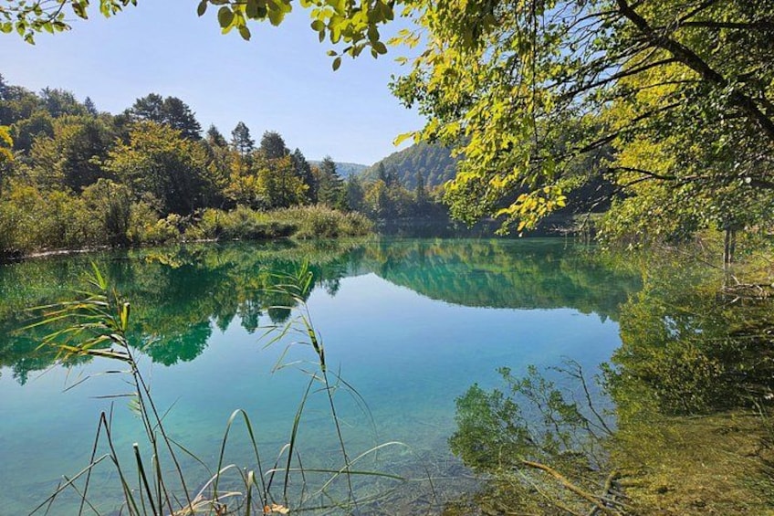 Plitvice Lakes Group Walking Tour with Local Guide 3