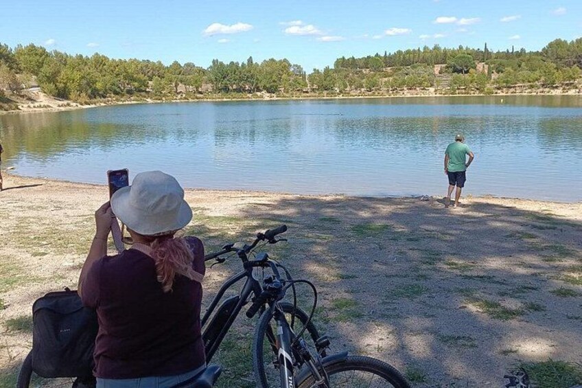 Montpellier Nature-Guided Ride to Lake Cres by Electric Bike 5