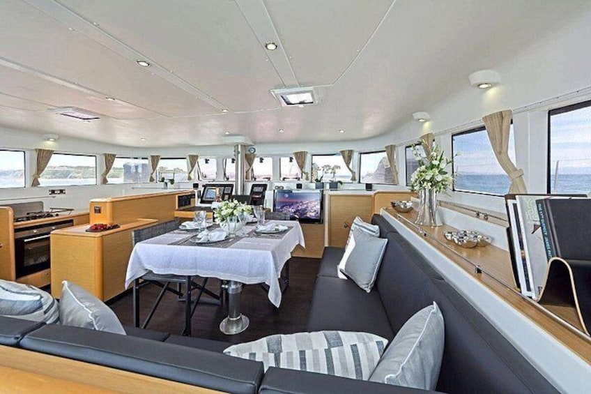Salon Catamaran 2