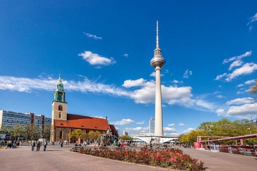 Berlin TV Tower Fernsehturm Tour with Skip the Line Tickets 1