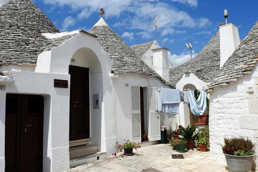 Day Tour to Alberobello and Polignano a Mare 3