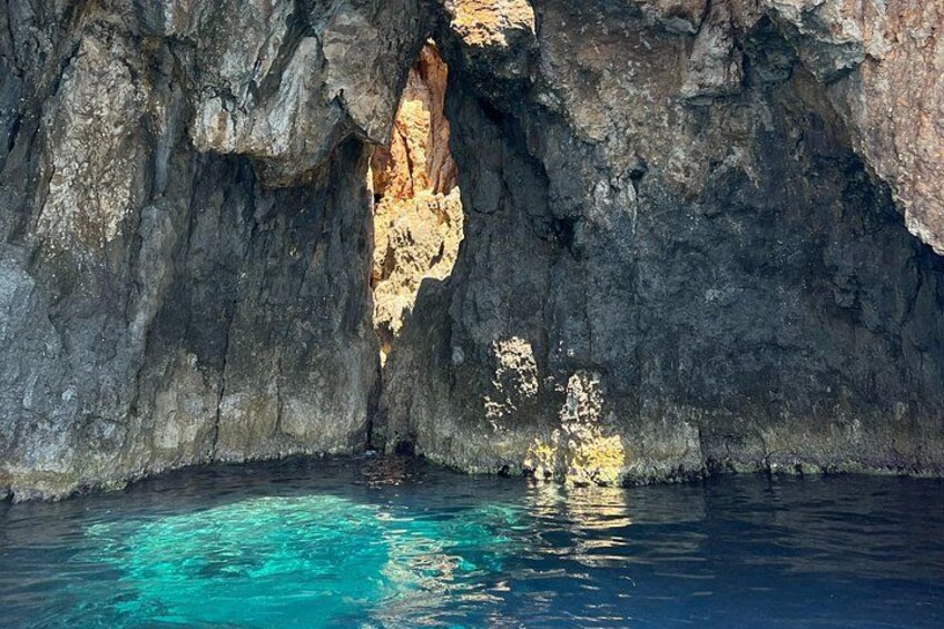 3-Hour Private Tour in Zakynthos, Cameo Island & Keri Caves 5