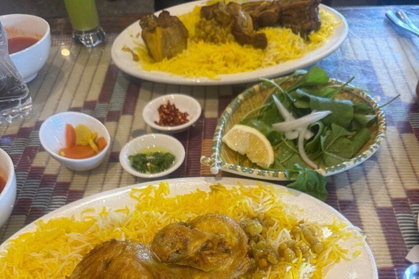 Discover Kuwait: Full-Day Landmarks Tour + Delicious Meal 4