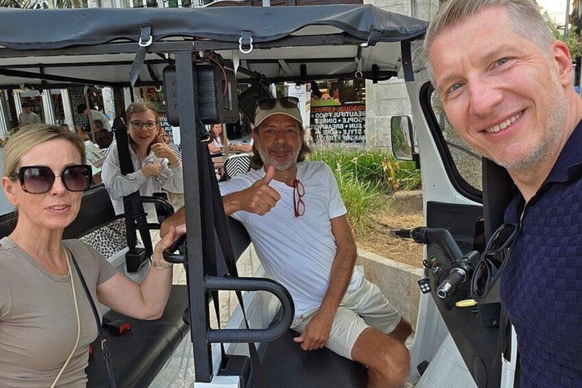 Private TukTuk Tour 2 Hours of Valencia 2