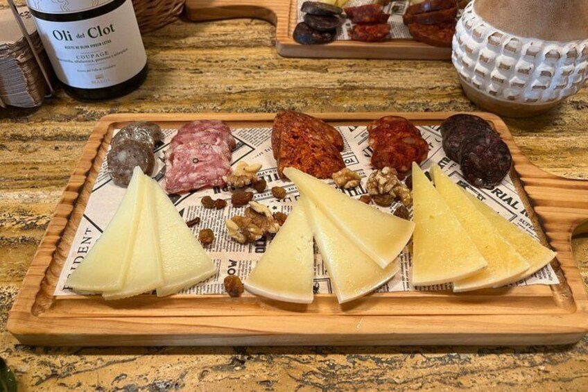 Alicante Winery with 7 Tastings and Guadalest Small Group Tour 2