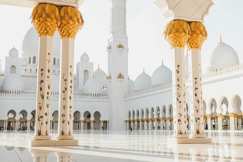 Abu Dhabi City Tour with Grand Mosque & Louvre Museum Entry 1