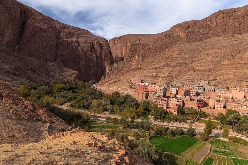 Experience Todra Gorge Hiking Adventure 3