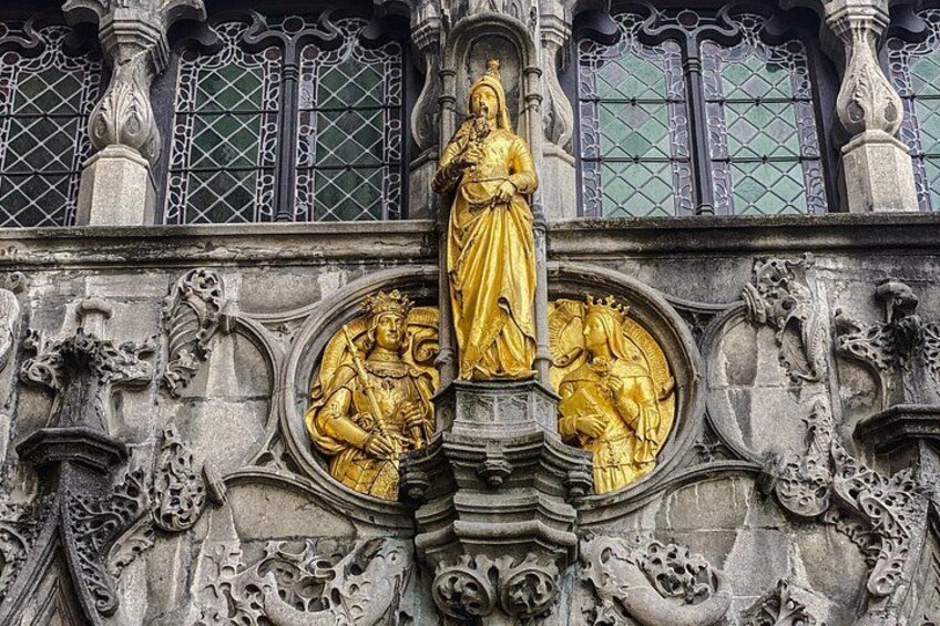 Secrets of Bruges: Walking Tour With a Chocolate and Waffle Bite 2