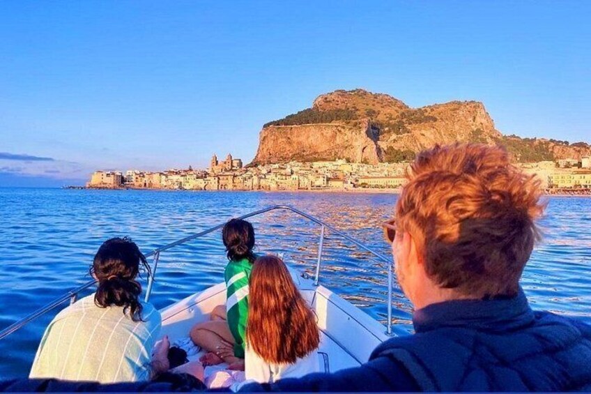 Cefalù : Private Boat Excursion with Aperitif and Snorkeling 5