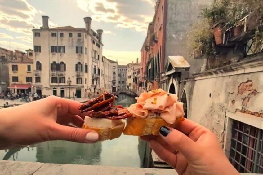 Venice 10 bites : Cicchetti Trial with Wine 3