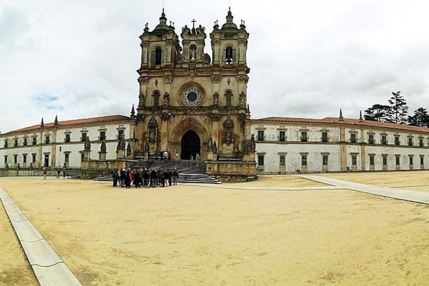 Alcobaça Nazaré and Obidos Private from Lisbon 5
