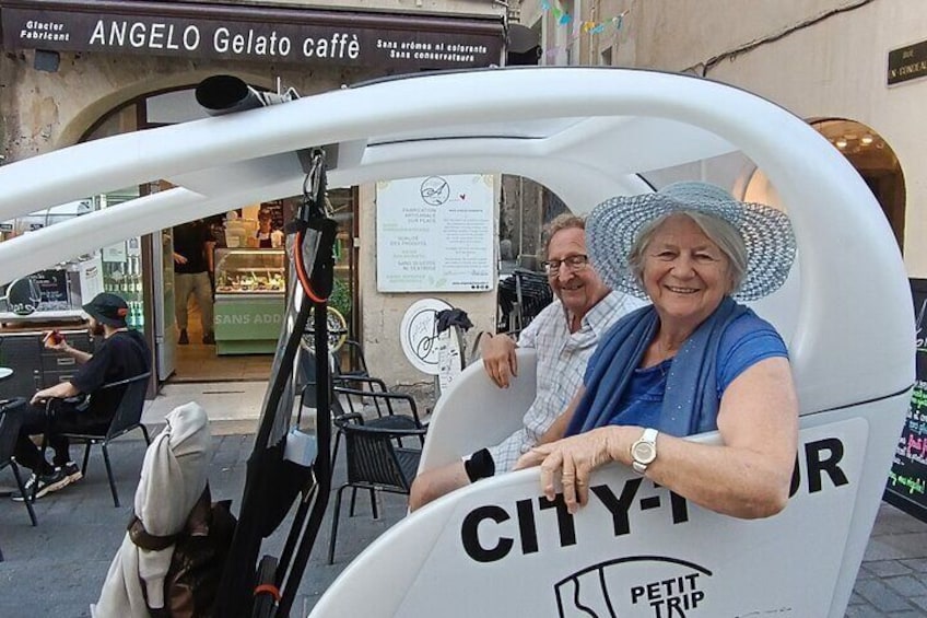Discover Montpellier effortlessly: by bike taxi (private tour) 1
