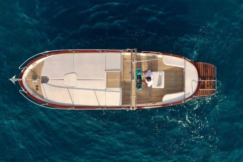 Private Sunset Tour 1.5 hours with Aperitif on Board 3