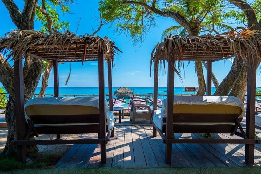 A Day to Private Island Luxury Beach Club with Food 3