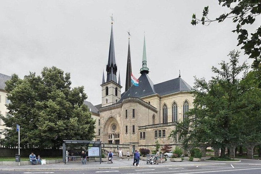 Luxembourg City Self Guided Audio Experience 1
